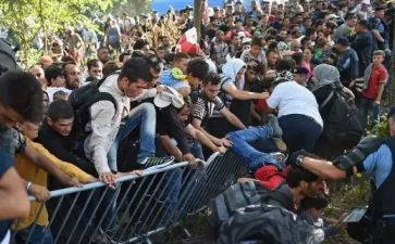 大班安全防踩踏安全教案7篇