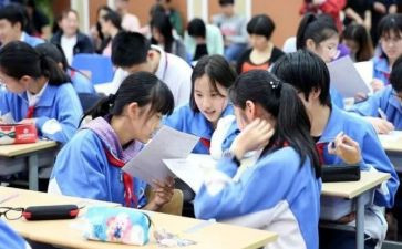 初中生自我鉴定推荐6篇