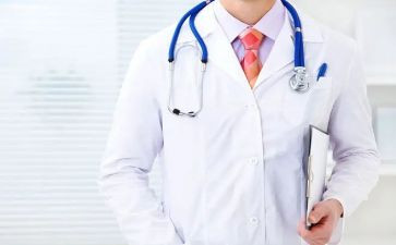 《白求恩大夫》观后感5篇