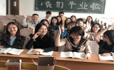 竞选大学班长演讲稿参考7篇