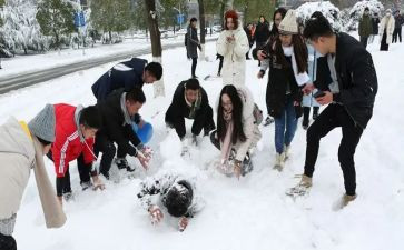 打雪打雪仗作文优秀6篇