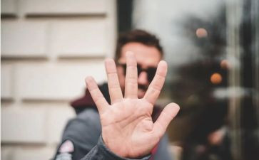 守住底线作文5篇