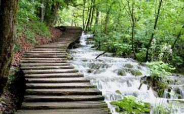 多彩的教案优秀7篇