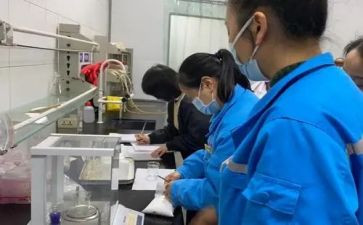分析工年度工作总结7篇