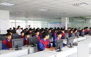技校年终工作总结8篇
