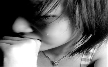 她流泪的作文优质8篇