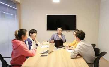 培训师年终总结8篇