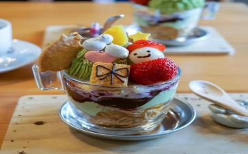 童年里的甜作文模板8篇