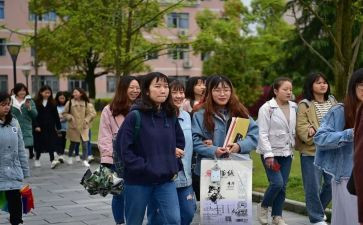 大学生在校工作总结8篇