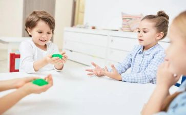 幼儿中班教案和反思8篇